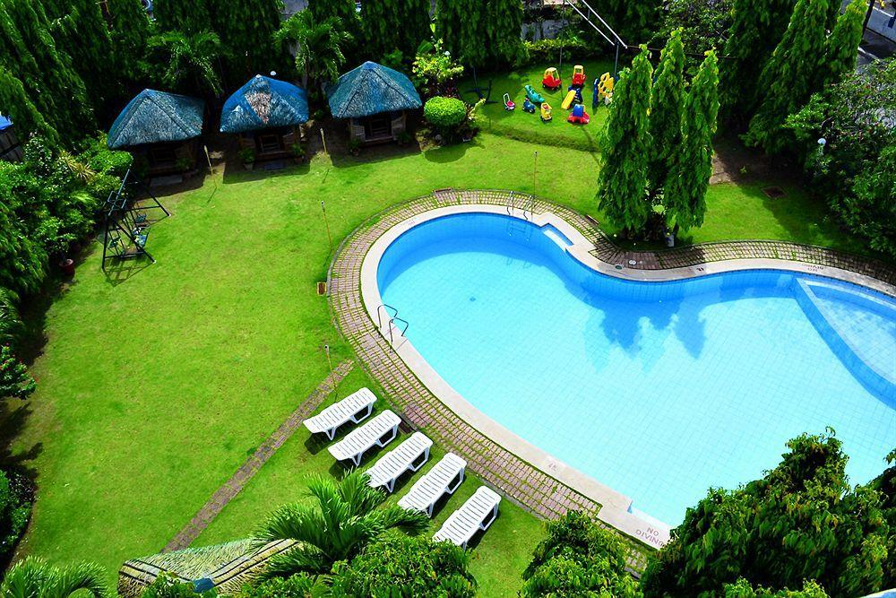 เดย์ โฮเต็ล บาย วินด์แฮม บาตังกัส Hotel Batangas ภายนอก รูปภาพ