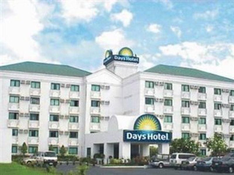 เดย์ โฮเต็ล บาย วินด์แฮม บาตังกัส Hotel Batangas ภายนอก รูปภาพ