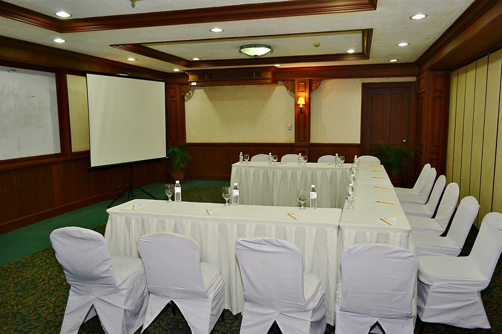 เดย์ โฮเต็ล บาย วินด์แฮม บาตังกัส Hotel Batangas ภายนอก รูปภาพ
